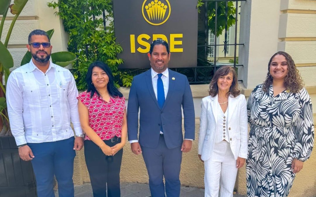 Consulado General de la RD en Barcelona e ISDE Business School firman un acuerdo de colaboración