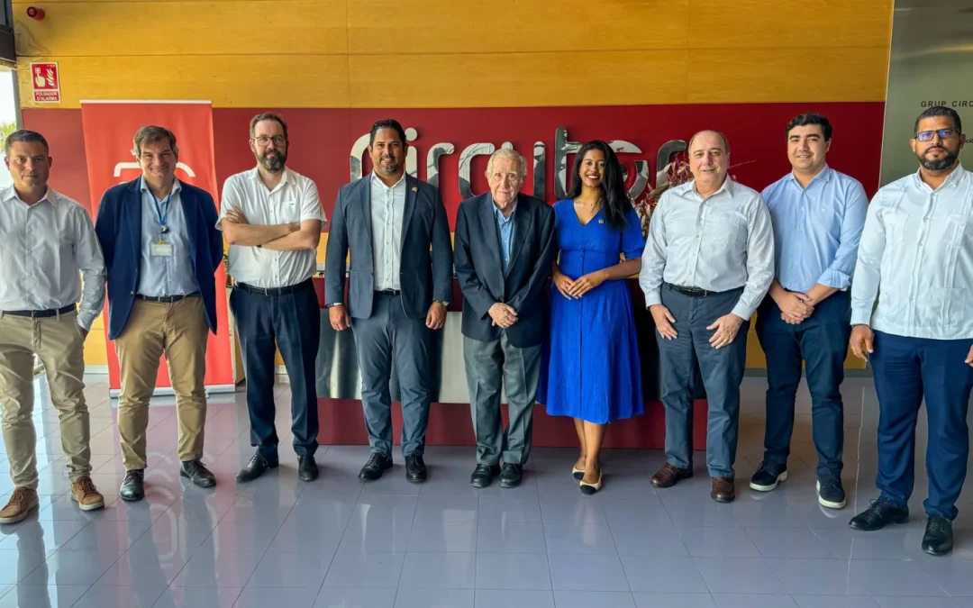 El Cónsul General de la República Dominicana en Barcelona, Antonio Gómez, y el presidente fundador de Circutor se reúnen para explorar proyectos estratégicos de inversión energética en RD
