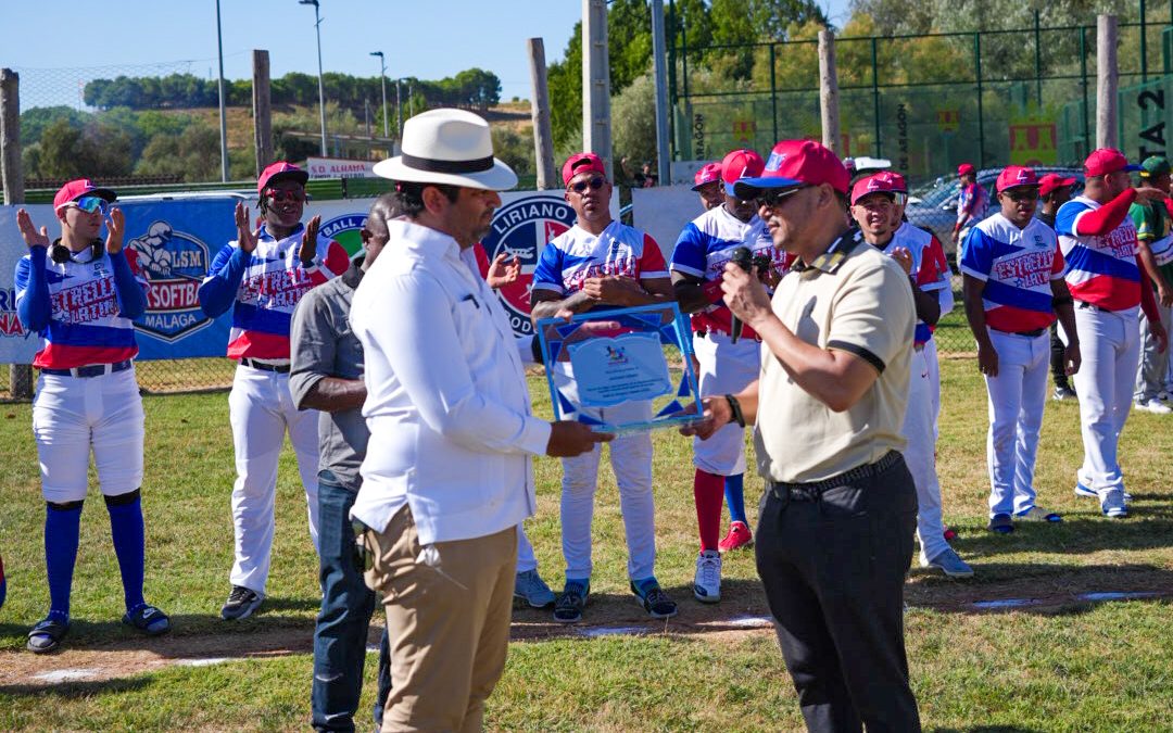 La Unión de Clubes Deportivos Latinos de Europa reconoce al cónsul general de la República Dominicana en Barcelona, Antonio José Gómez Peña