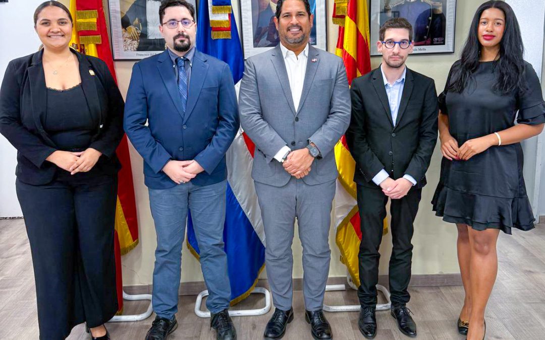 El Consulado Dominicano en Barcelona y Àgora Jove fortalecen colaboración en favor del talento juvenil