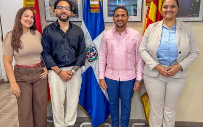 El Consulado General de la República Dominicana en Barcelona recibe al artista multidisciplinario Khasmir Jones