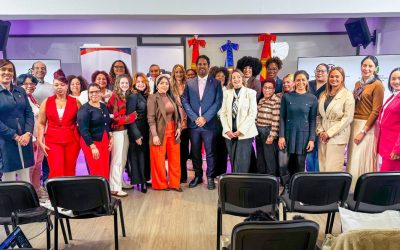 Mujeres dominicanas fortalecieron su liderazgo en la conferencia “Arquitectas de su destino: Liderazgo consciente para un impacto real”
